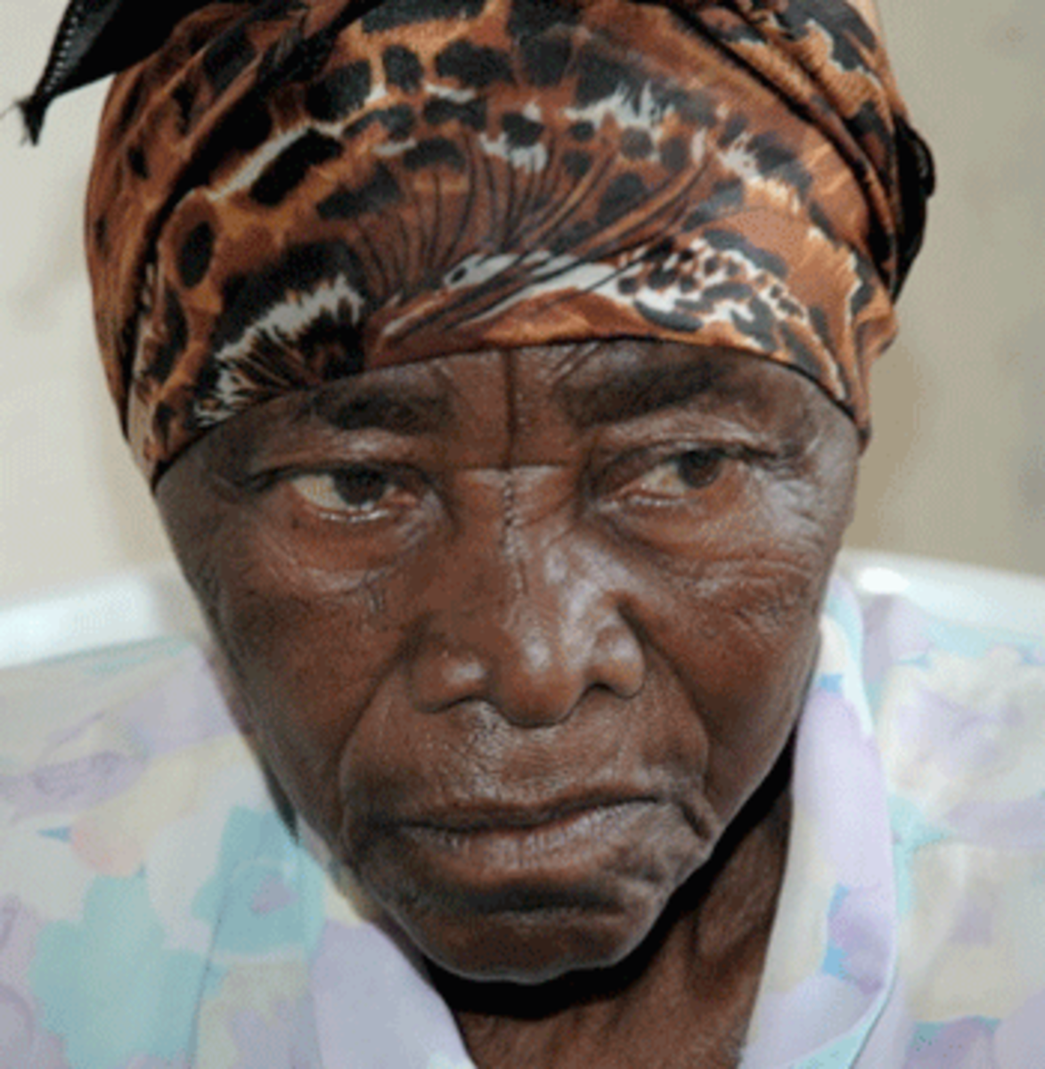 Midwife (Photo: Nienaber)