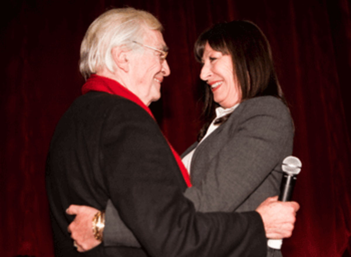 Martin Landau and Angelica Huston embrace (Photo: Mark Hill)
