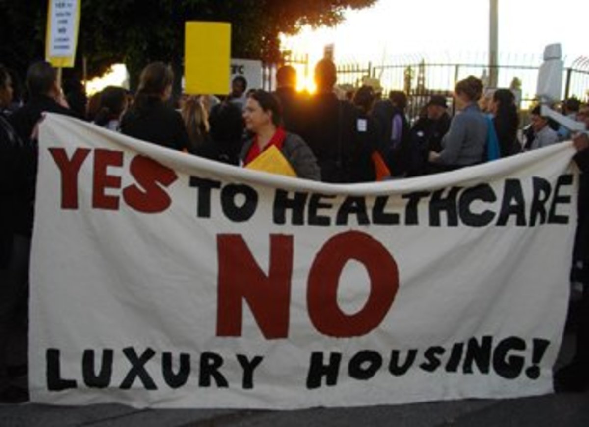 Yes to Health Care Health Care as a Human Right — in South LA and Nationwide