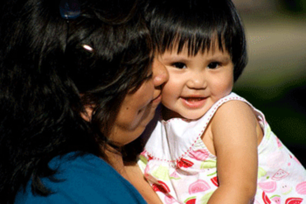 latino mother daughter1 Proposed Waiver Rule Expansion Could Keep More Families Together