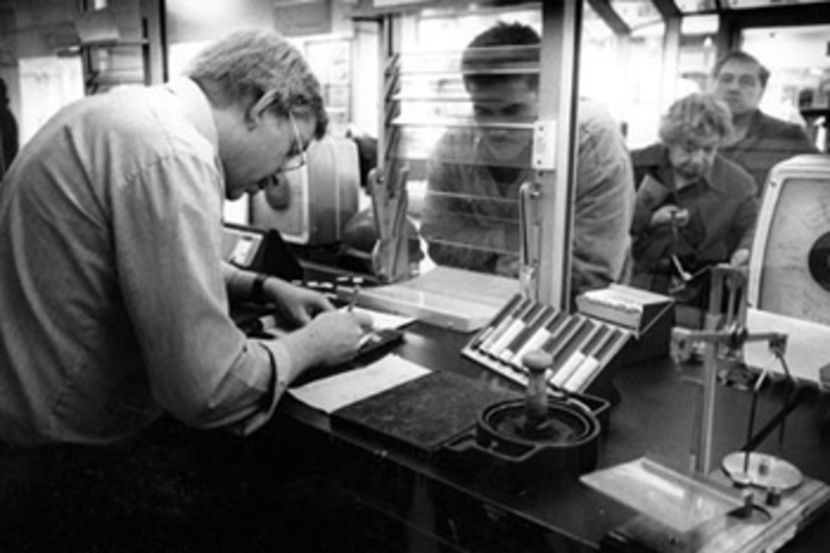 post office bank Saving the Post Office: Letter Carriers Consider Bringing Back Banking Services