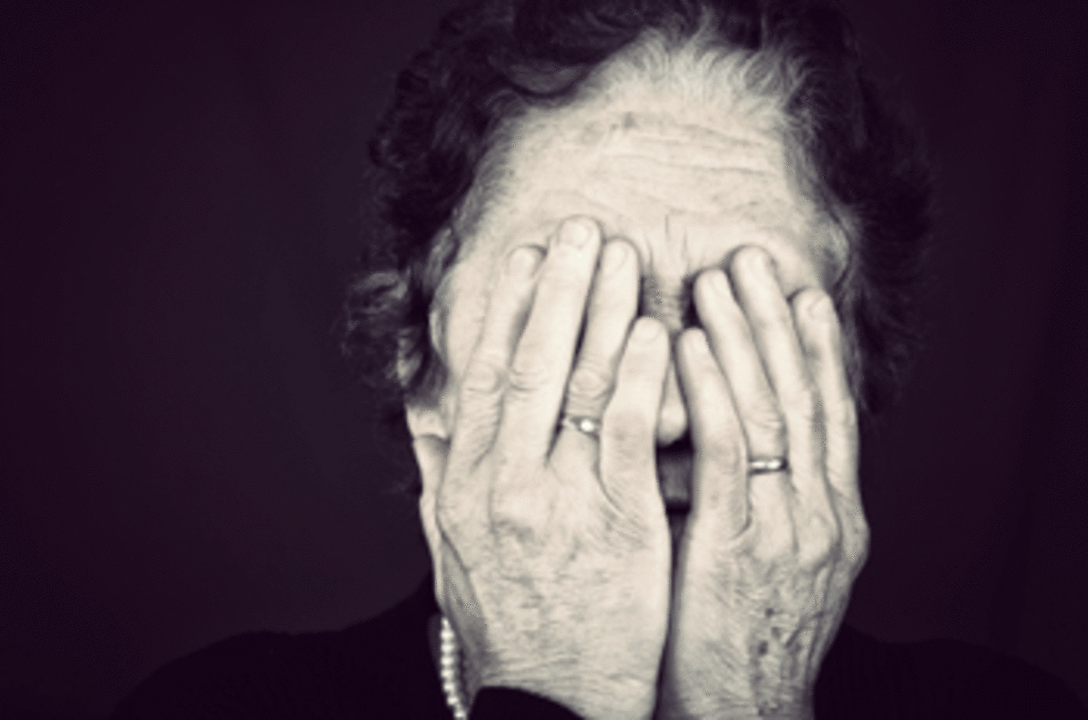 depgressed woman Middle Class Homeless Push Up Suicide Rates