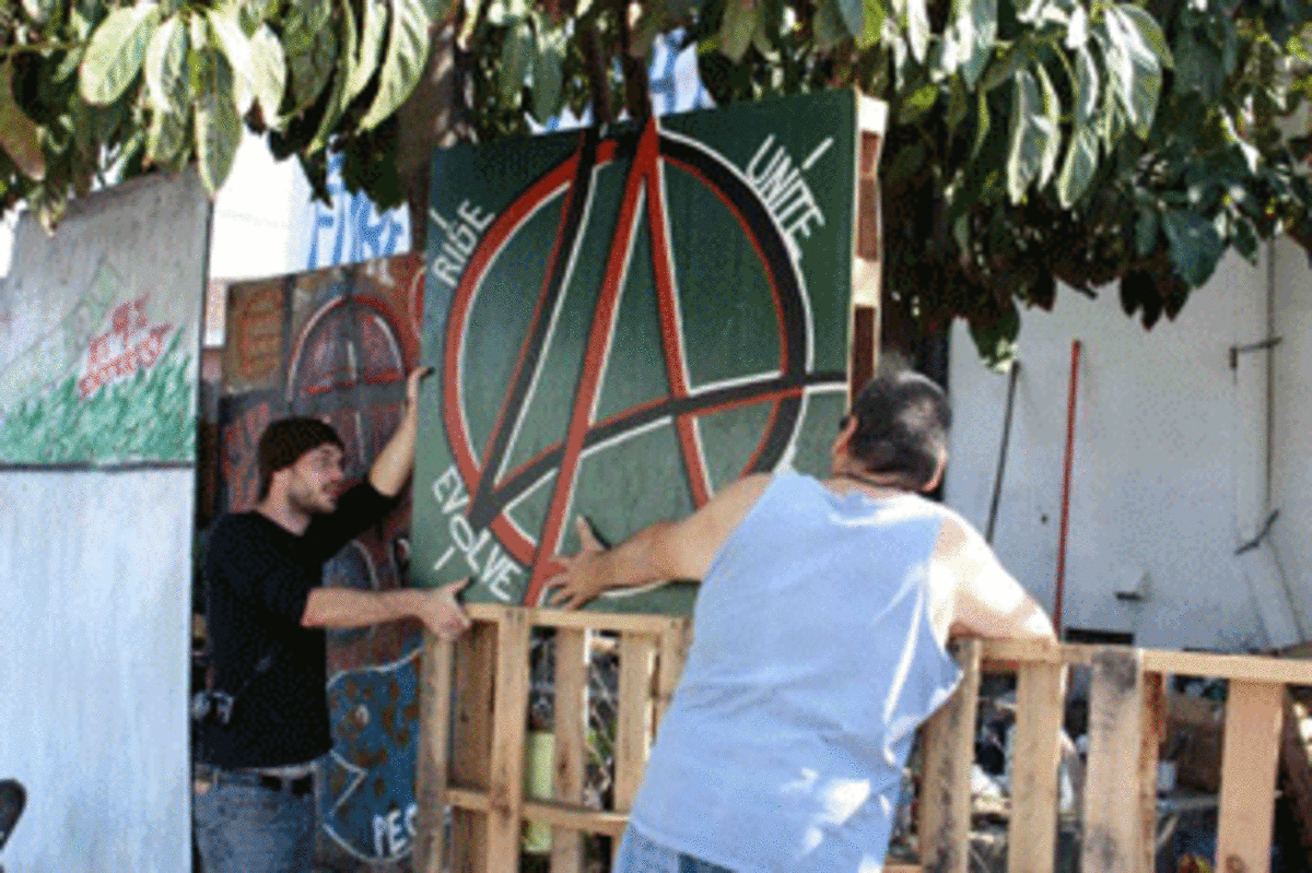 occupy la fights photo occupy la fights East LA Family, Occupy LA Fight Home Foreclosure