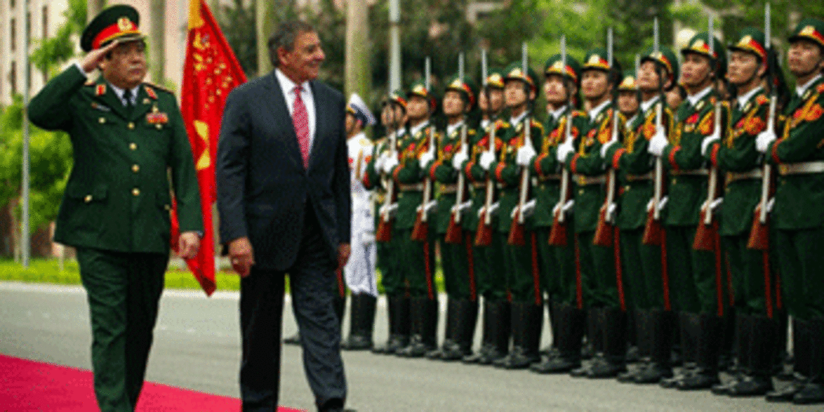 leon panetta in vietnam