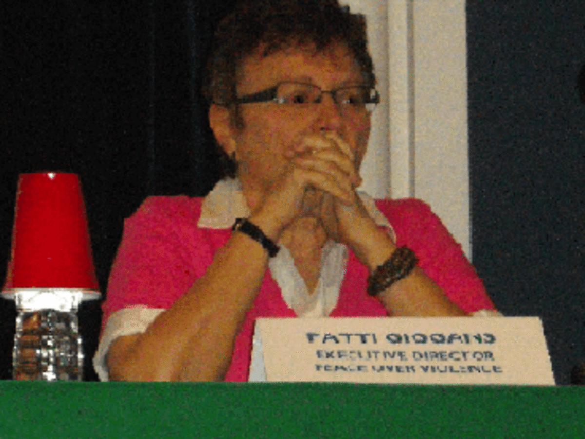 Patti Giggans Peace Over Violence photo Patti Giggans Peace Over Violence Teen Dating Violence: A V Day Panel