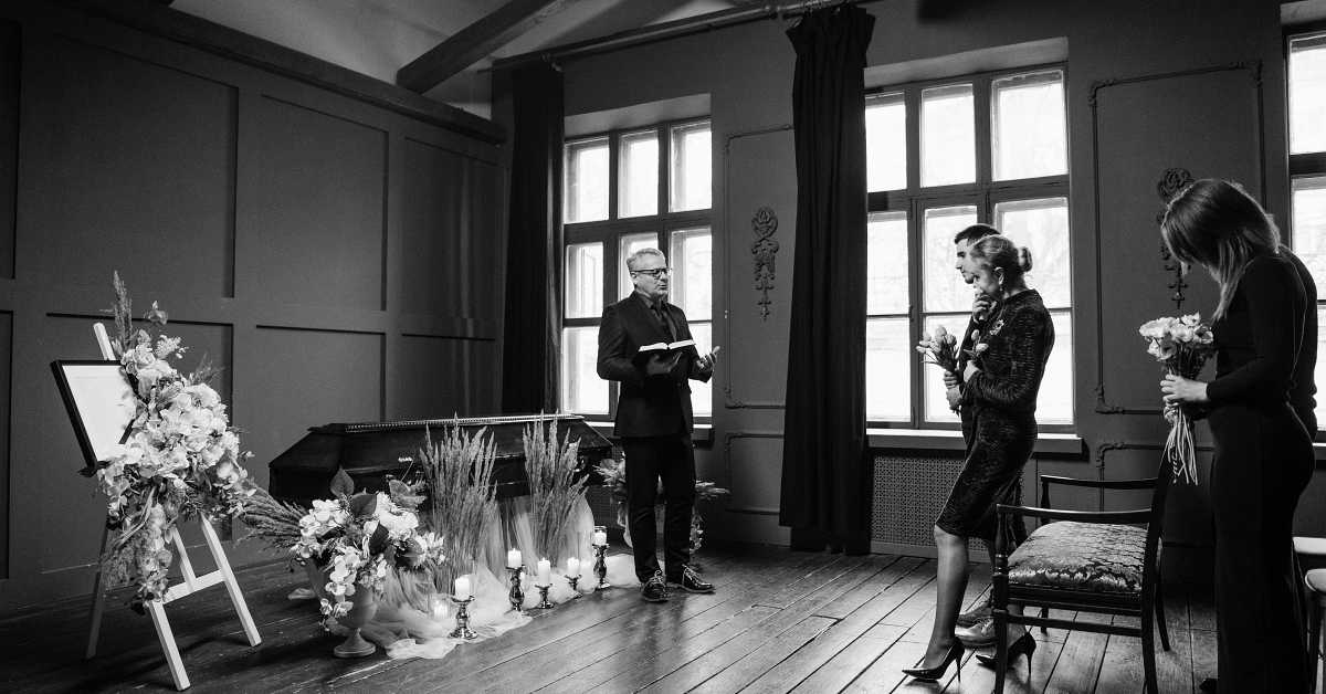 Your Ultimate Guide About Family Funerals - LA Progressive