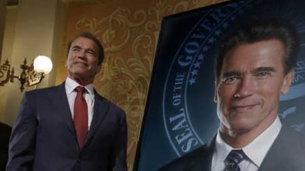 Schwarzenegger Gets Framed