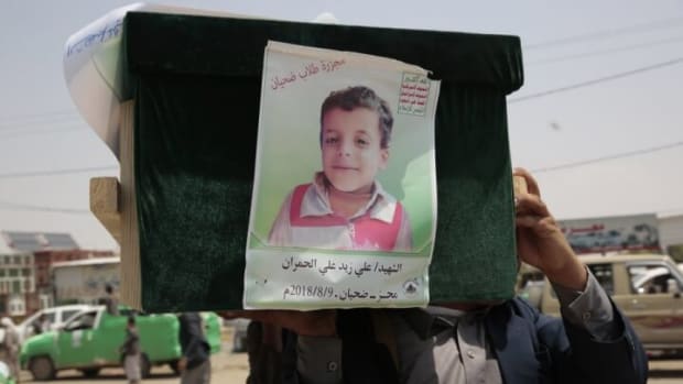 Bombing Yemeni School Children