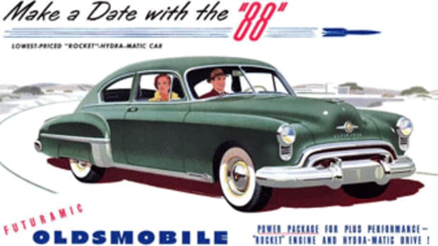 1949_Futuramic_Oldsmobile_88