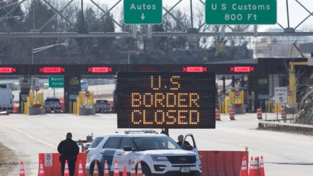 US Border Open During COVID Despite Nativist Trump
