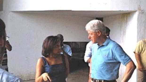 BioTek's Regine Simon Barjon with Former President of the United States, co-chair of the IHRC, and UN Special Envoy for Haiti Bill Clinton at the Darbonne Sugar Mill near Leogane, Haiti on Aug. 6th, 2010 (courtesy Clinton TwitterPic)