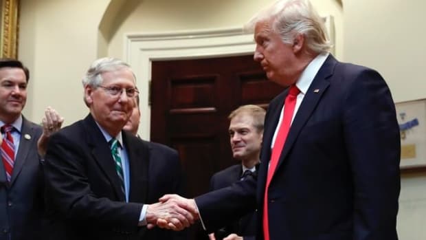 Mitch McConnell Donald Trump