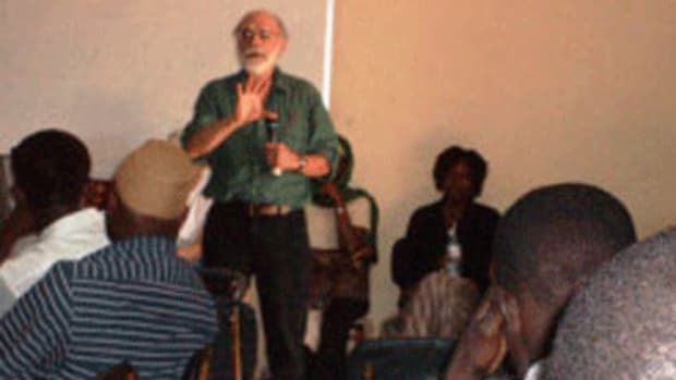 John Peeler lecturing to students at the Islamic University in Uganda.