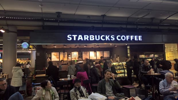 Starbucks Worker Walkout Goes Viral