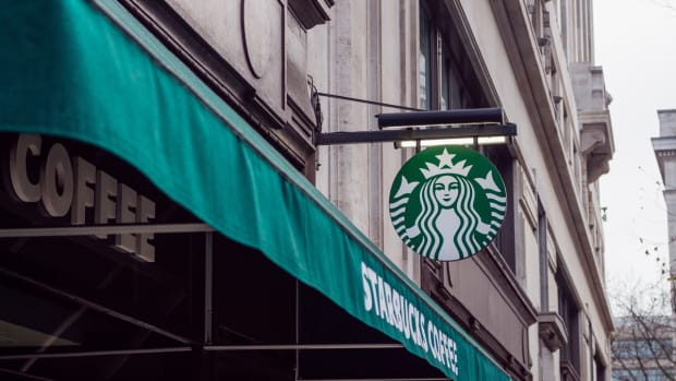 Starbucks Closing Unionized Shop