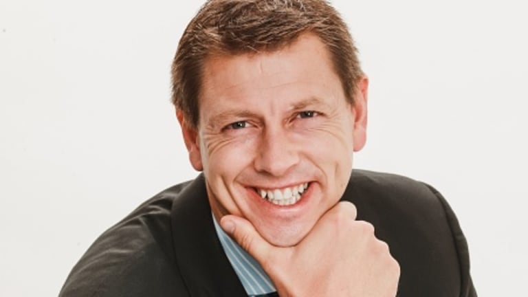 Best-Selling Author Peter Sage Shares His Unique Stance on Success, Money, and Happiness