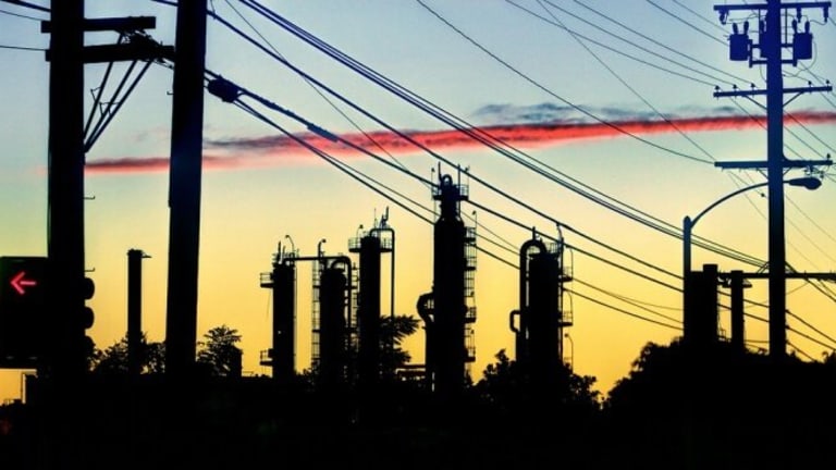 Will California’s New Governor Drop the Hammer on the Fossil-Fuel Industry?