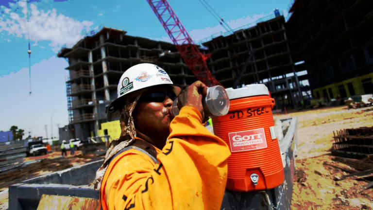 Heat Wave Shows Climate Change Is a Workers' Rights Issue