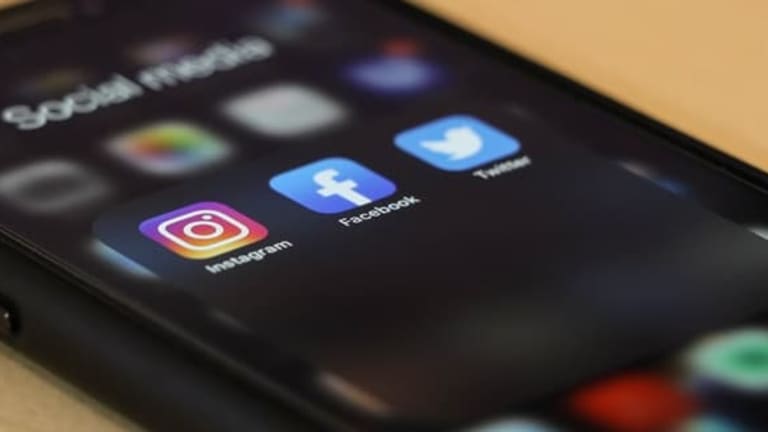 Big Tech Oligarchs Control the Narrative