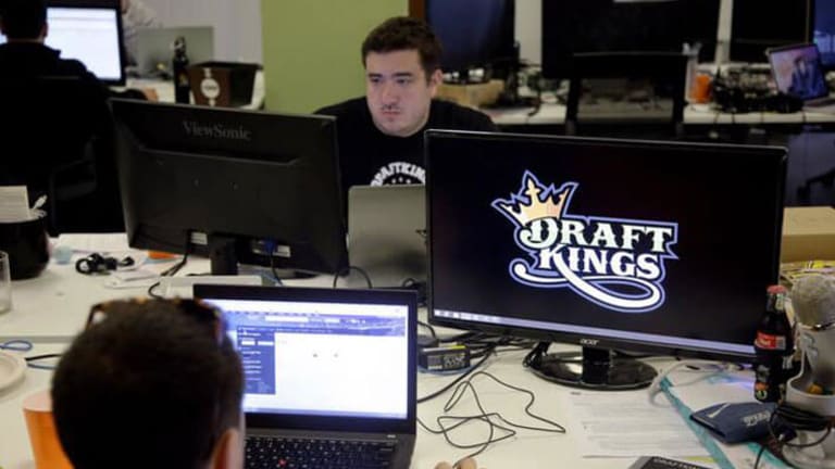 With Fantasy Games, America’s Sports Obsession Reaches New High