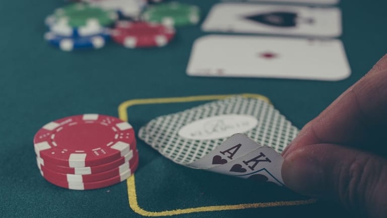 How Online Games Affect Gambling Development