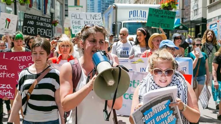 Money to the Right, Majority to the Left: The Jewish Majority Splits from the Jewish 1% on Iran Deal