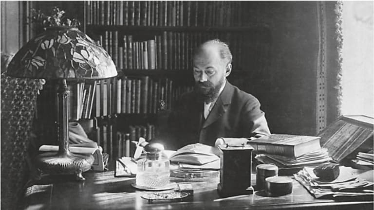 Building Bridges from Pierre Janet to Lev Vygotsky