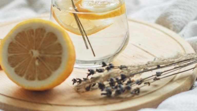 Benefits of Consuming Lemon Water