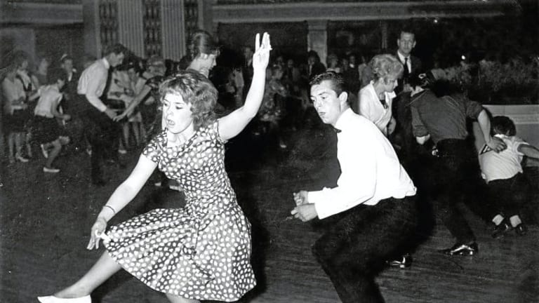 Wave Your Arms, Kick Your Feet, Do the 2020