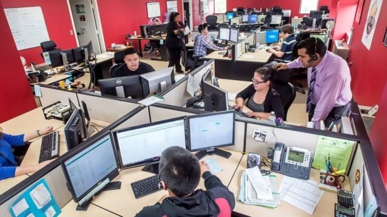 On-Cloud Vs On-Premises Call Centers
