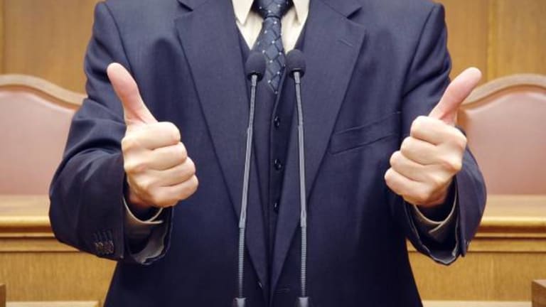 Why We Actually Need More Fat Cat Politicians