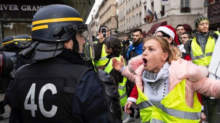 French Yellow Vests Celebrate First Birthday: Converge With Planned Labor Strikes
