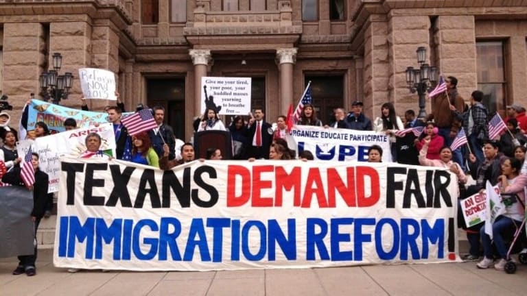 Here’s How Texas Should Give Its Immigration Law the Boot