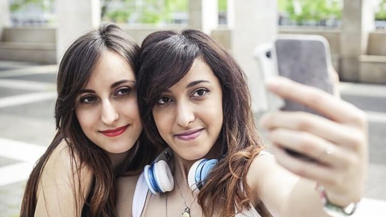 5 Tips for LGBT Dating in College