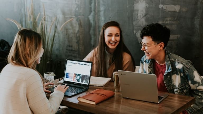 7 Little Things You Can Do To Improve Your Employees' Work Environment