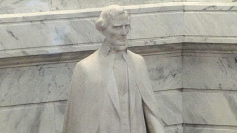 Jefferson Davis Statue Exiled in Home State
