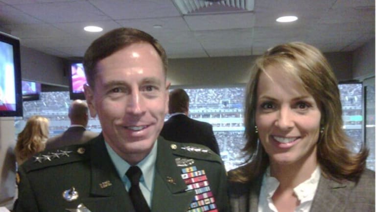 Why Is Petraeus an Expert on Mosul?