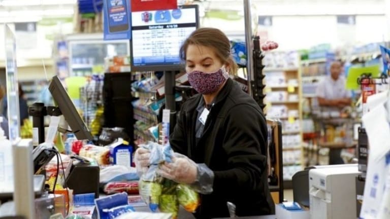 47,000 SoCal Grocery Workers Get Biggest Raise in Decades