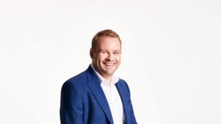 Create An Unparalleled Aura Through Communication Skills With Alasdair Cunningham