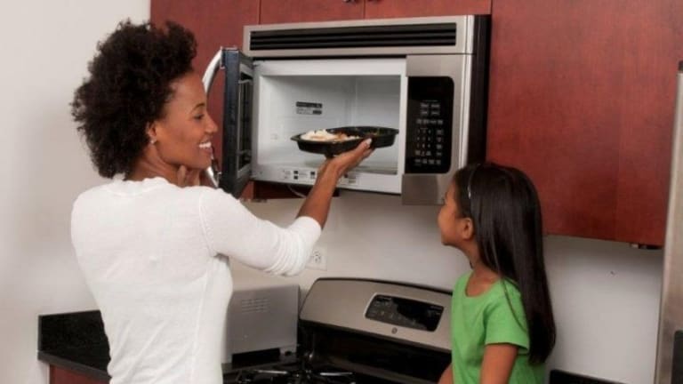 Food Myths: Should We Fall Into Their Trap?