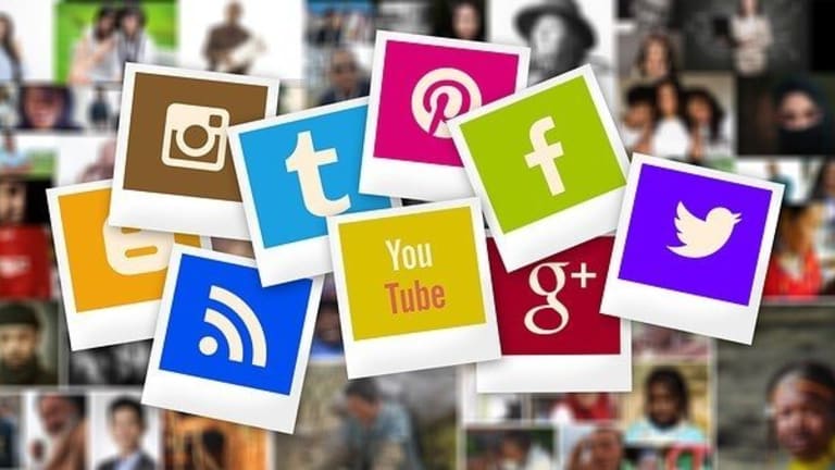 8 Reasons Why You Should Stop Oversharing on Social Media