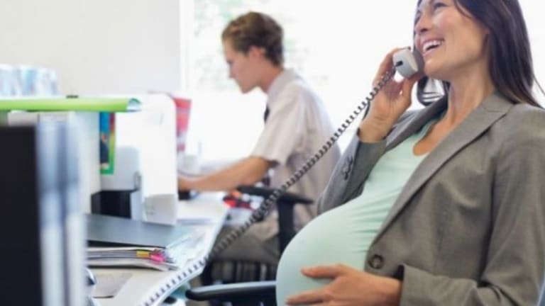 Handling Your Pregnancy Like a Pro in the Workplace