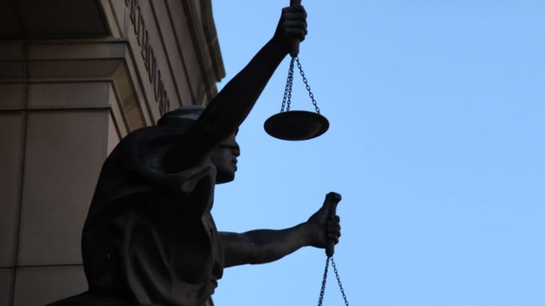 Trump, Hawley and Cruz Justice - Not