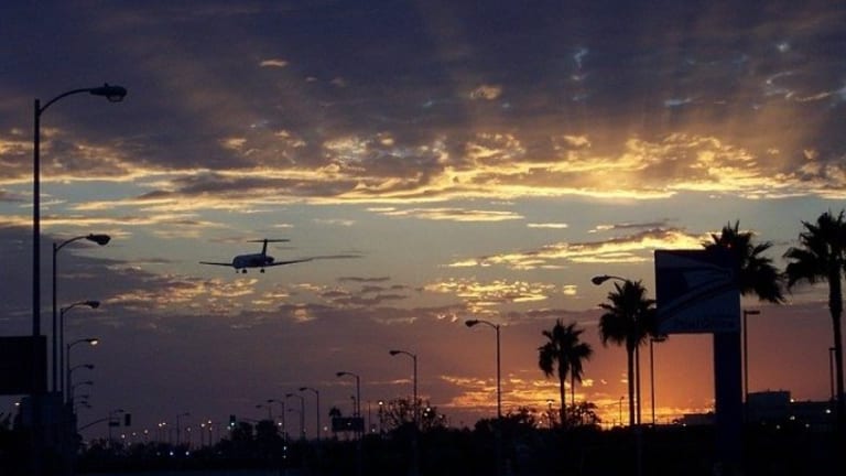 7 Savvy Travel Tips for LA Flyers