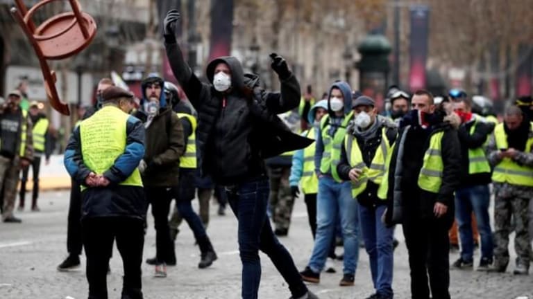 Self-Organized Yellow Vest Protest Movement Exposes Inequality and Hollowness of French Regime