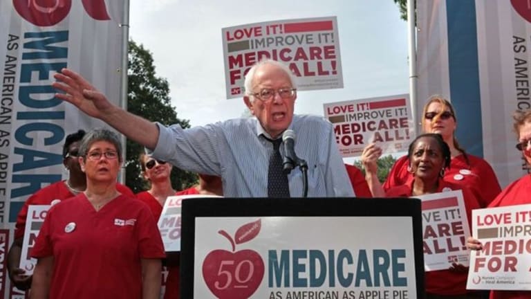 After Trumpcare Failure, Bernie Sanders & Progressives Push Medicare For All Plan