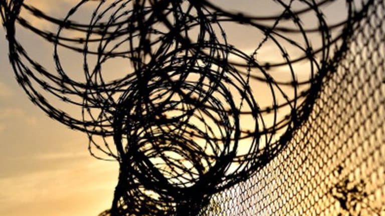 Guantánamo: Obama Can Finish It Now