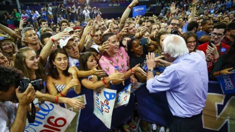 What Democrats, Liberals, TV Execs and the Hillary Machine Can Learn from the Sanders Social Media Surge