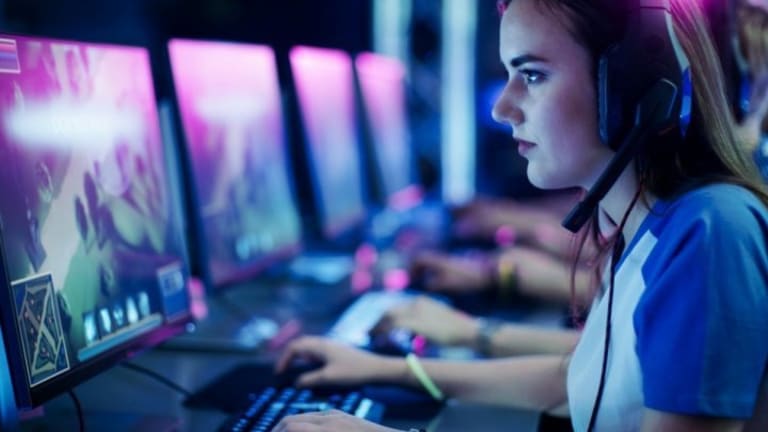 Which Casino Games Can You Play Professionally?