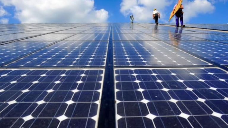 How Green Energy Companies Are Generating Clear Power